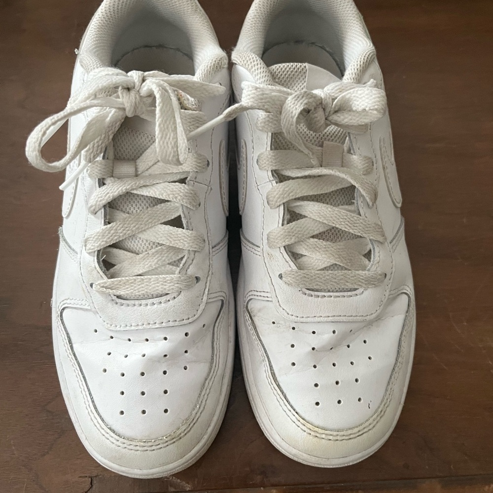 Boys Nikes